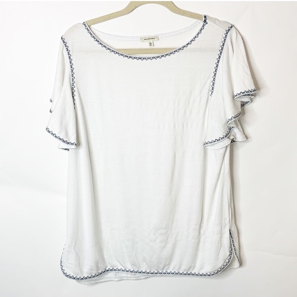 Max Studio Tops - ❌SOLD❌Max Studio White Ruffle Sleeve Blouse Top